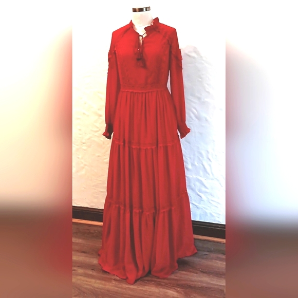 Beautiful red lace and ruffle poof sleeve, prairie peasant dress. Medium. Lilium - Picture 7 of 13